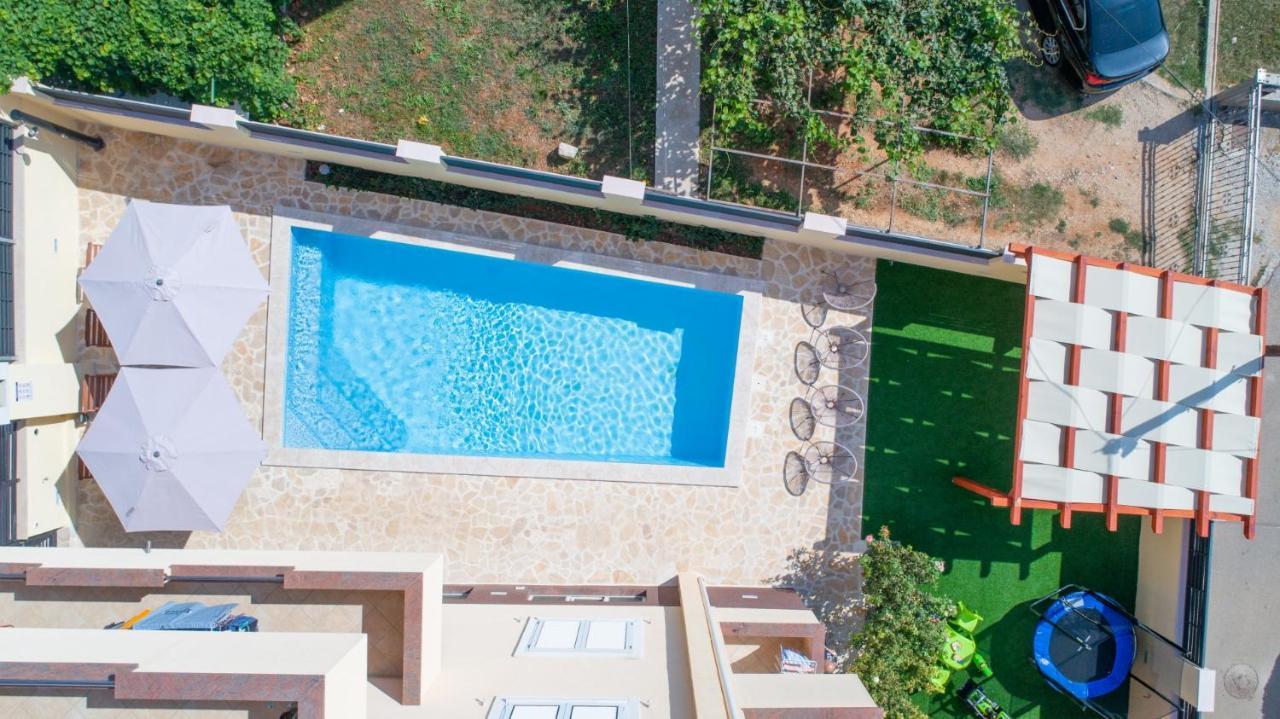 Apartments Dijana Zára Kültér fotó