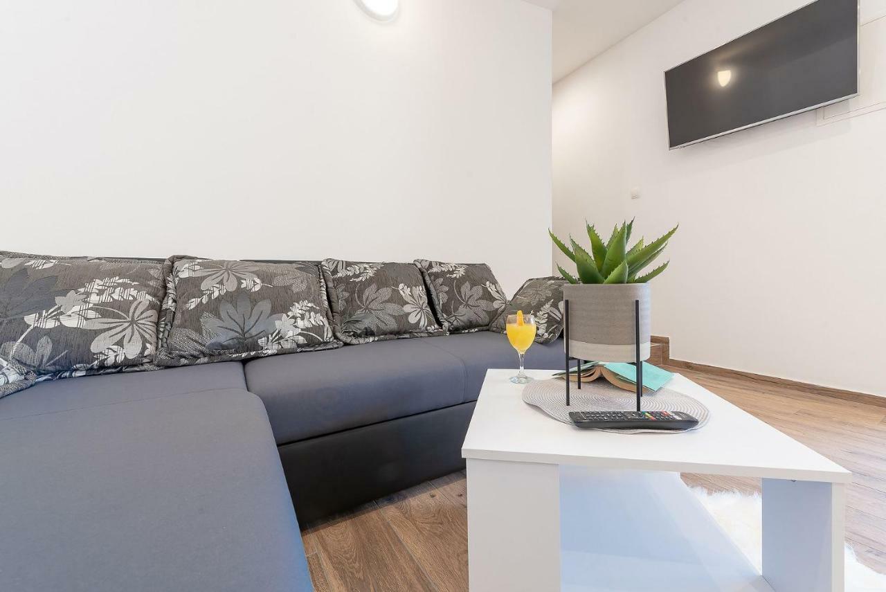 Apartments Dijana Zára Kültér fotó